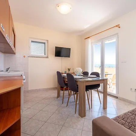 Apartament Seaside With A Swimming Pool Posedarje, Novigrad - 6162