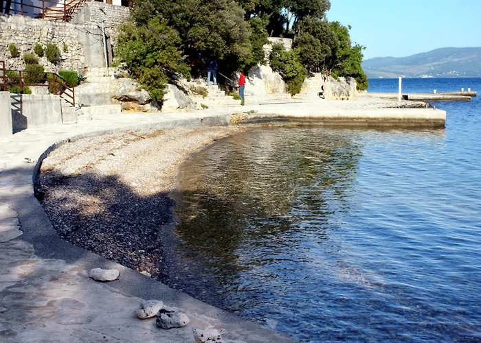 公寓 Seaside With A Swimming Pool Posedarje, Novigrad - 6162 *