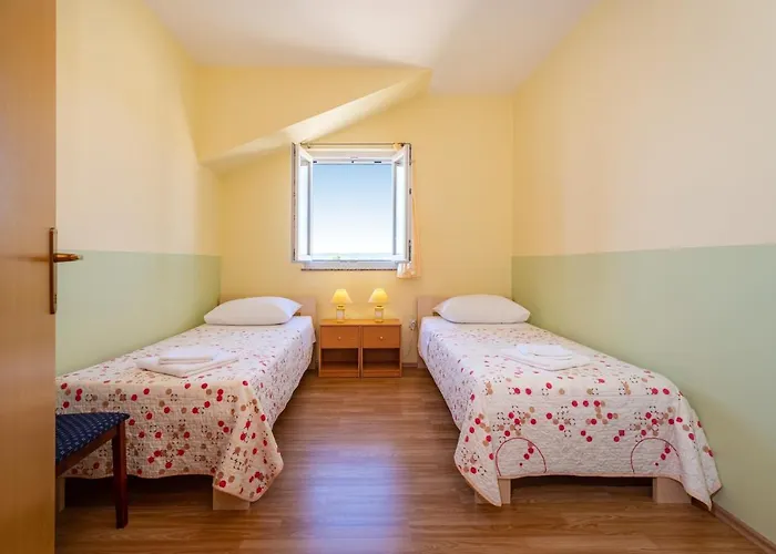 Seaside With A Swimming Pool Posedarje, Novigrad - 6162 公寓