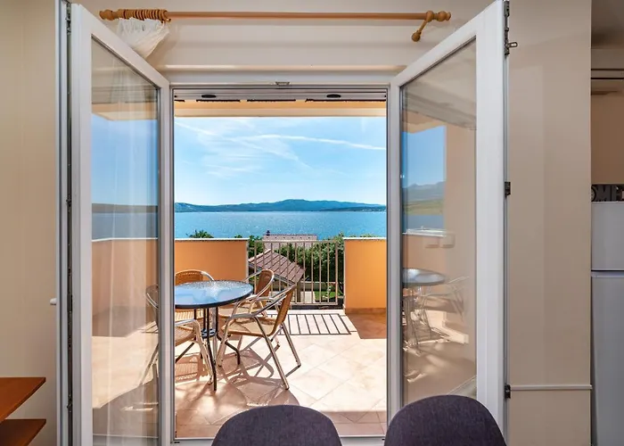 Seaside With A Swimming Pool Posedarje, Novigrad - 6162 公寓 珀塞达耶